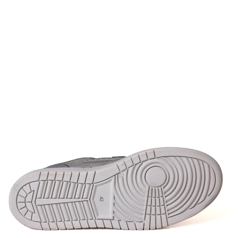 Chiquin Jannik Men's Leather Sneaker - Stylish & Comfortable Casual Shoes - Image 5